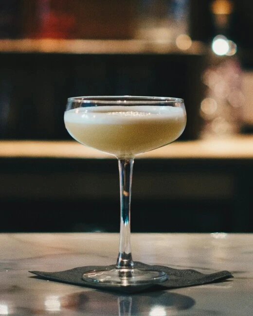 Bar & Lounge